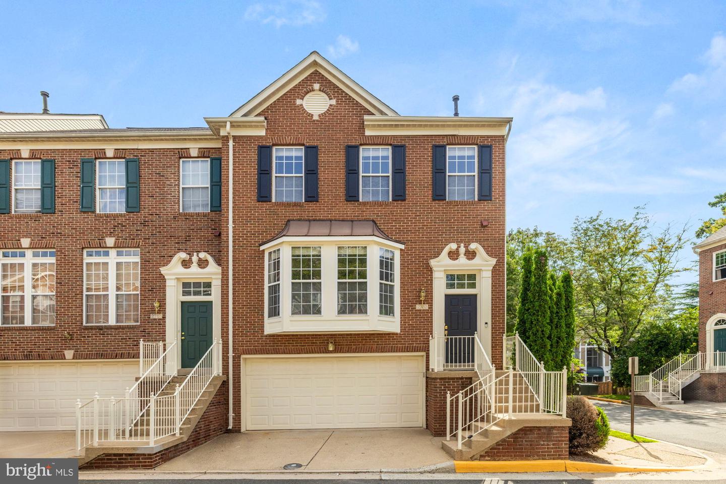 2753 MANHATTAN PL, VIENNA, Virginia 22180, 3 Bedrooms Bedrooms, ,3 BathroomsBathrooms,Residential,For sale,2753 MANHATTAN PL,VAFX2262356 MLS # VAFX2262356