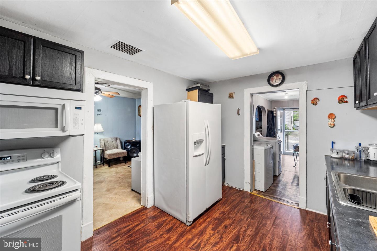 376 CHARLES ST, WINCHESTER, Virginia 22601, 3 Bedrooms Bedrooms, ,1 BathroomBathrooms,Residential,For sale,376 CHARLES ST,VAWI2008924 MLS # VAWI2008924