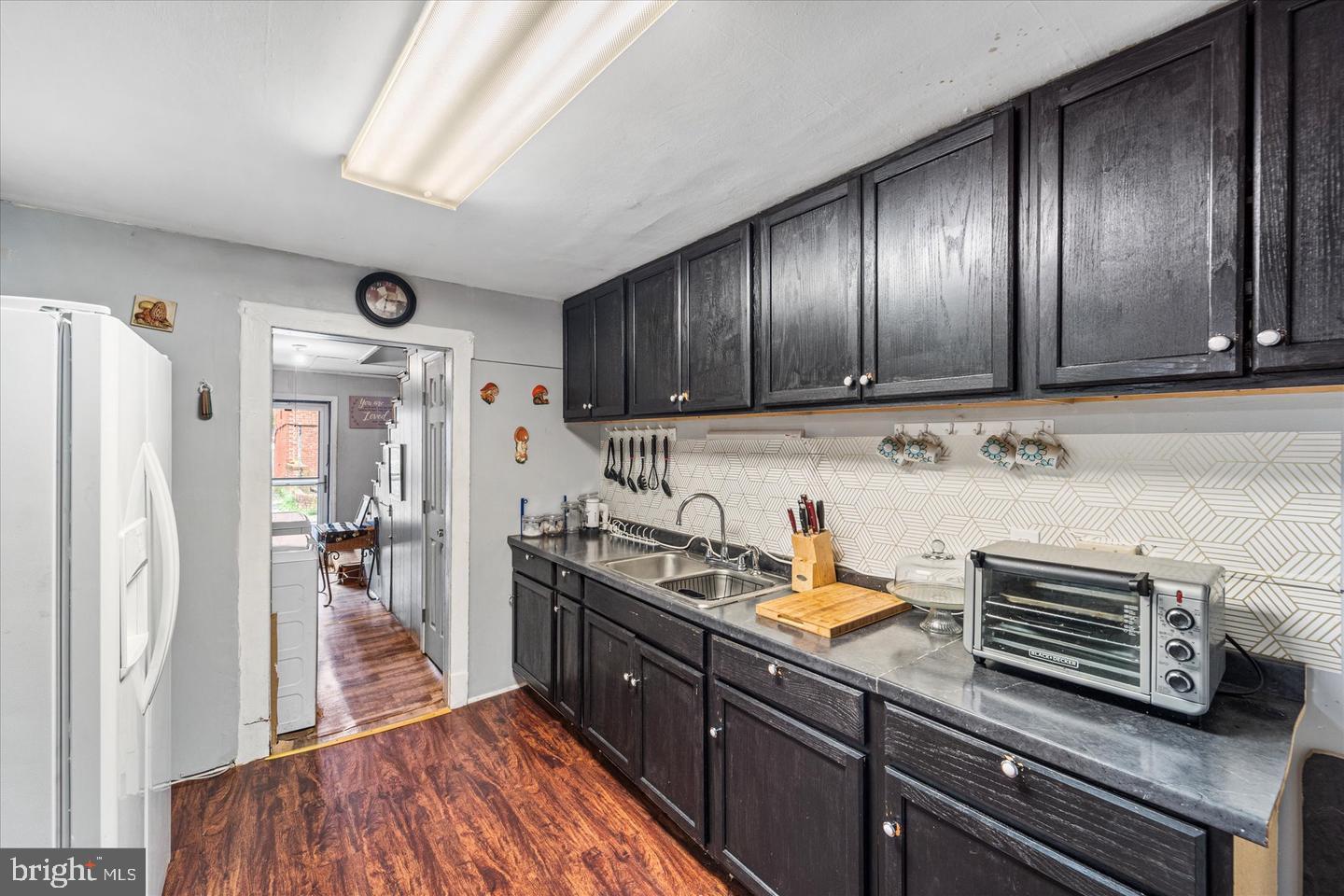376 CHARLES ST, WINCHESTER, Virginia 22601, 3 Bedrooms Bedrooms, ,1 BathroomBathrooms,Residential,For sale,376 CHARLES ST,VAWI2008924 MLS # VAWI2008924