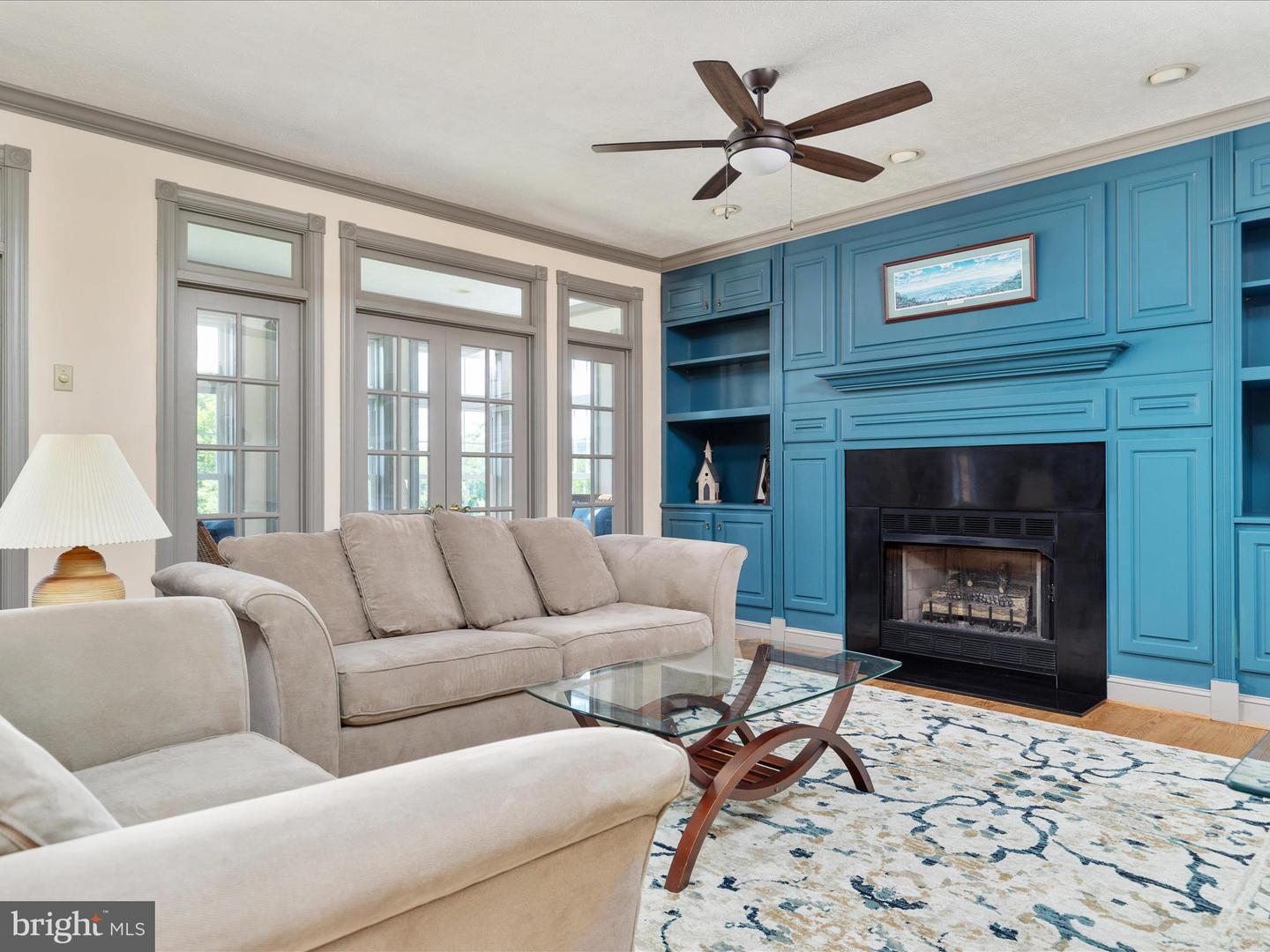 256 CLIFFSIDE DR, EDINBURG, Virginia 22824, 5 Bedrooms Bedrooms, 11 Rooms Rooms,5 BathroomsBathrooms,Residential,For sale,256 CLIFFSIDE DR,VASH2012292 MLS # VASH2012292