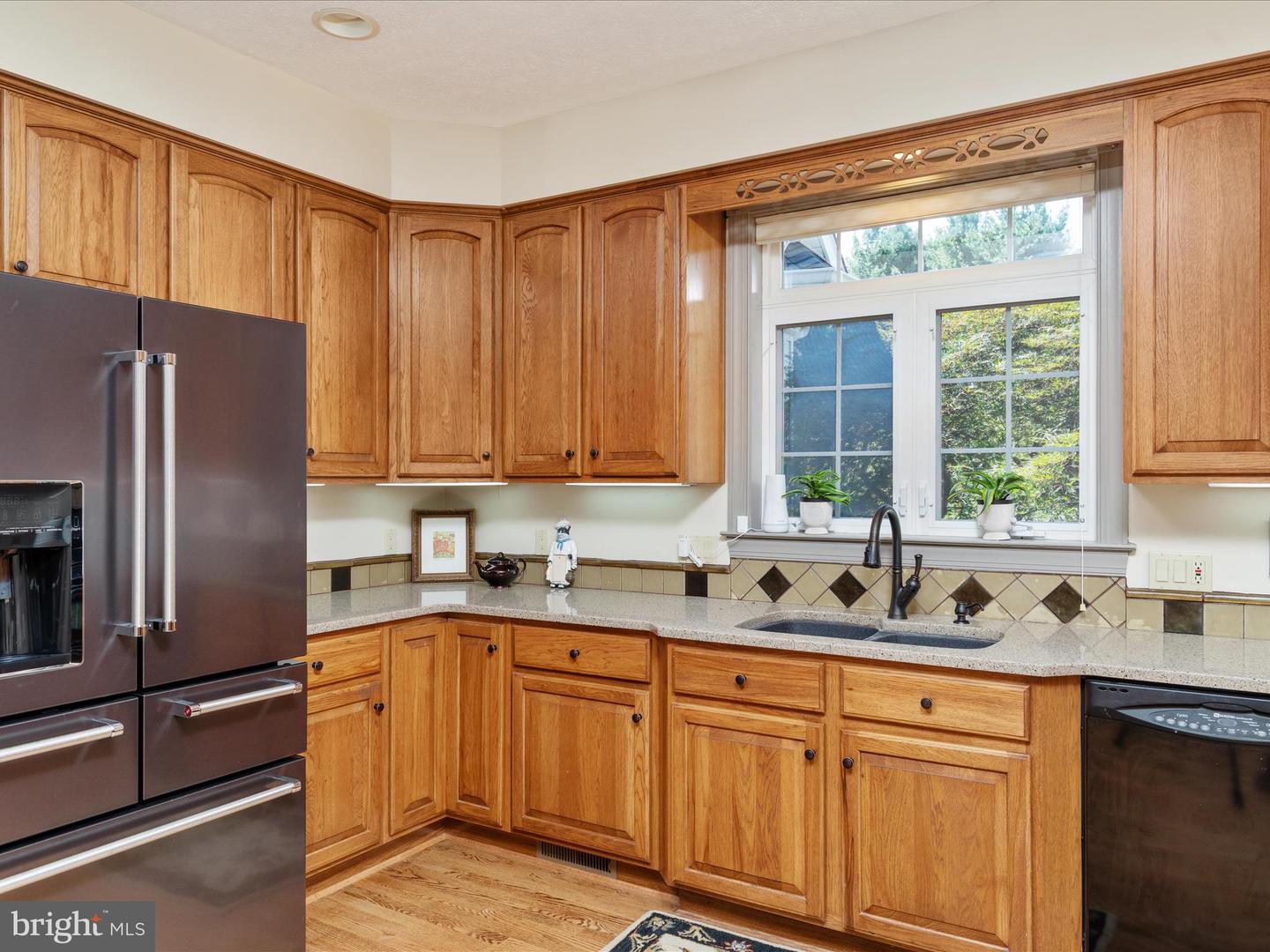 256 CLIFFSIDE DR, EDINBURG, Virginia 22824, 5 Bedrooms Bedrooms, 11 Rooms Rooms,5 BathroomsBathrooms,Residential,For sale,256 CLIFFSIDE DR,VASH2012292 MLS # VASH2012292