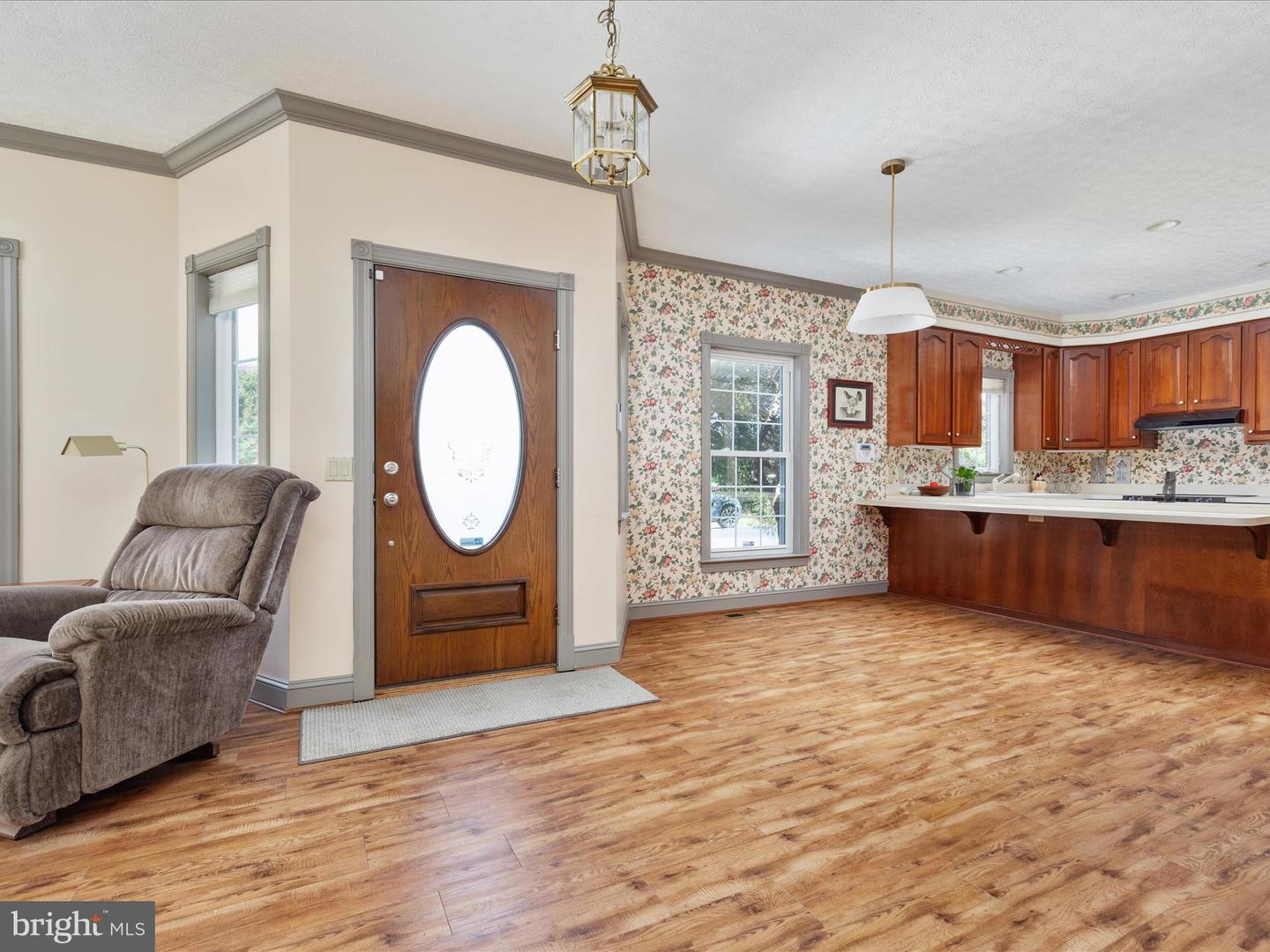 256 CLIFFSIDE DR, EDINBURG, Virginia 22824, 5 Bedrooms Bedrooms, 11 Rooms Rooms,5 BathroomsBathrooms,Residential,For sale,256 CLIFFSIDE DR,VASH2012292 MLS # VASH2012292
