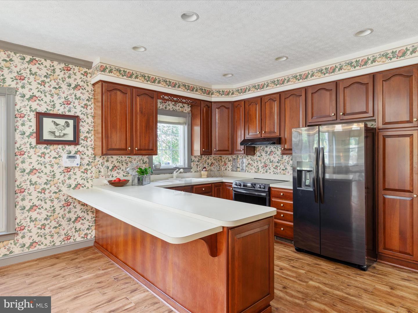 256 CLIFFSIDE DR, EDINBURG, Virginia 22824, 5 Bedrooms Bedrooms, 11 Rooms Rooms,5 BathroomsBathrooms,Residential,For sale,256 CLIFFSIDE DR,VASH2012292 MLS # VASH2012292