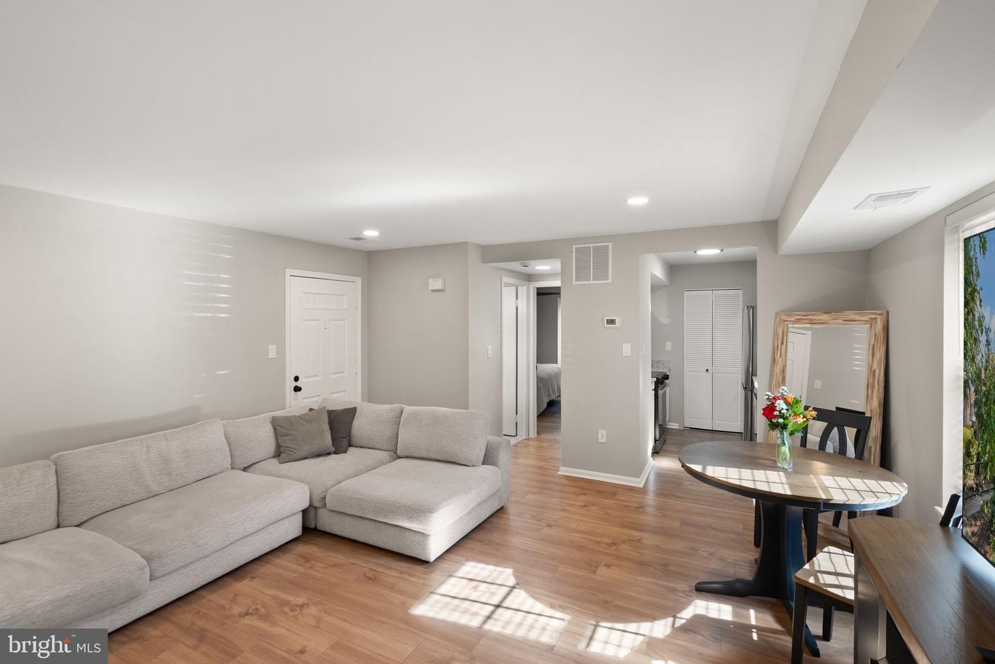 2592-G S ARLINGTON MILL DR #7, ARLINGTON, Virginia 22206, 1 Bedroom Bedrooms, ,1 BathroomBathrooms,Residential,For sale,2592-G S ARLINGTON MILL DR #7,VAAR2062602 MLS # VAAR2062602 2592-G S ARLINGTON MILL DR #7, ARLINGTON, Virginia 22206, 1 Bedroom Bedrooms, ,1 BathroomBathrooms,Residential,For sale,2592-G S ARLINGTON MILL DR #7,VAAR2062602 MLS # VAAR2062602