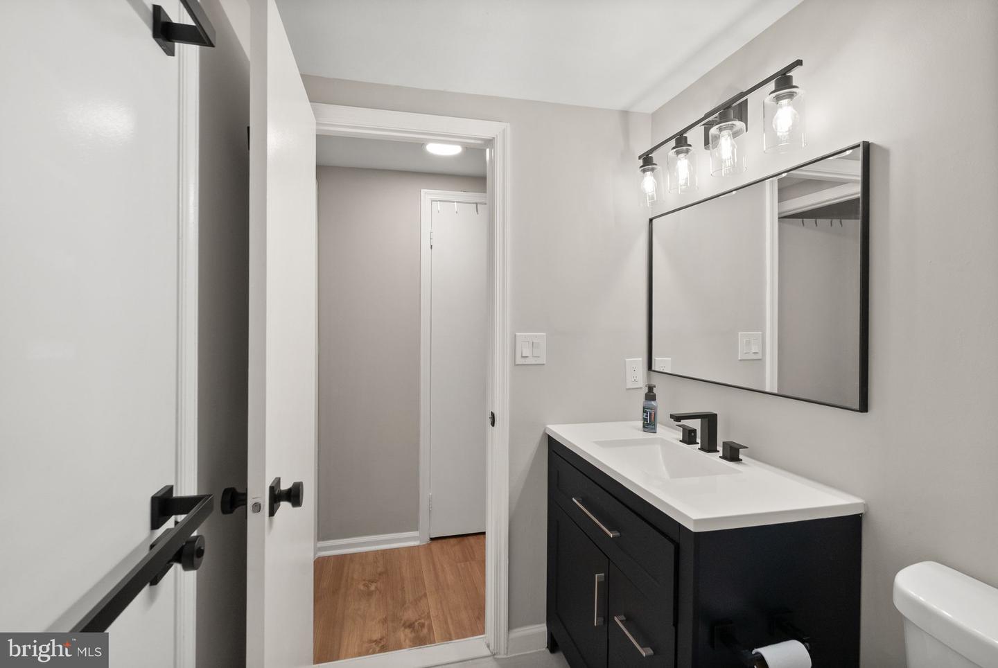 2592-G S ARLINGTON MILL DR #7, ARLINGTON, Virginia 22206, 1 Bedroom Bedrooms, ,1 BathroomBathrooms,Residential,For sale,2592-G S ARLINGTON MILL DR #7,VAAR2062602 MLS # VAAR2062602 2592-G S ARLINGTON MILL DR #7, ARLINGTON, Virginia 22206, 1 Bedroom Bedrooms, ,1 BathroomBathrooms,Residential,For sale,2592-G S ARLINGTON MILL DR #7,VAAR2062602 MLS # VAAR2062602