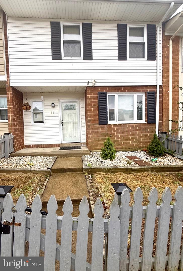 131 OAK DR, STAFFORD, Virginia 22554, 3 Bedrooms Bedrooms, ,1 BathroomBathrooms,Residential,For sale,131 OAK DR,VAST2042074 MLS # VAST2042074