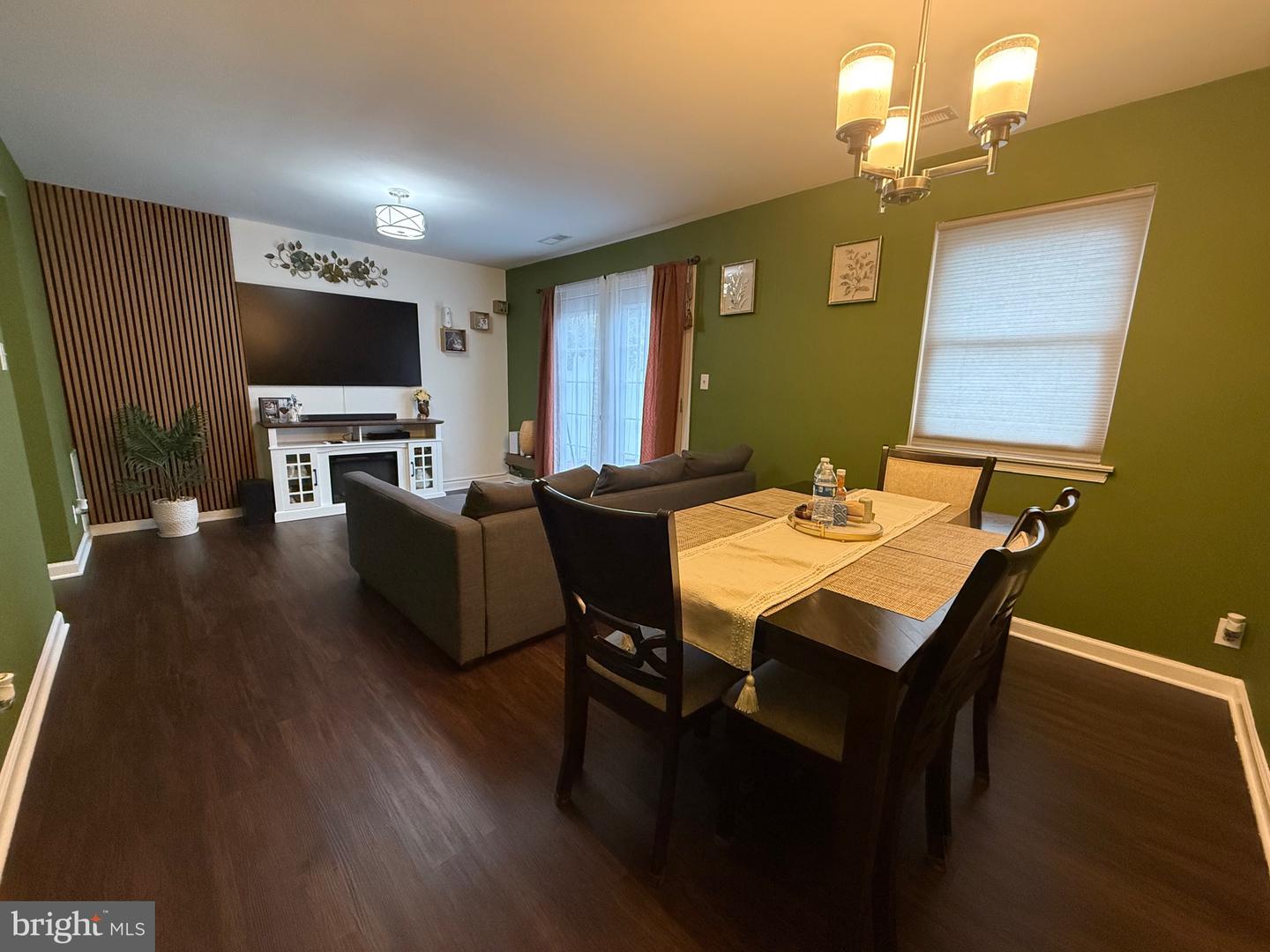 131 OAK DR, STAFFORD, Virginia 22554, 3 Bedrooms Bedrooms, ,1 BathroomBathrooms,Residential,For sale,131 OAK DR,VAST2042074 MLS # VAST2042074