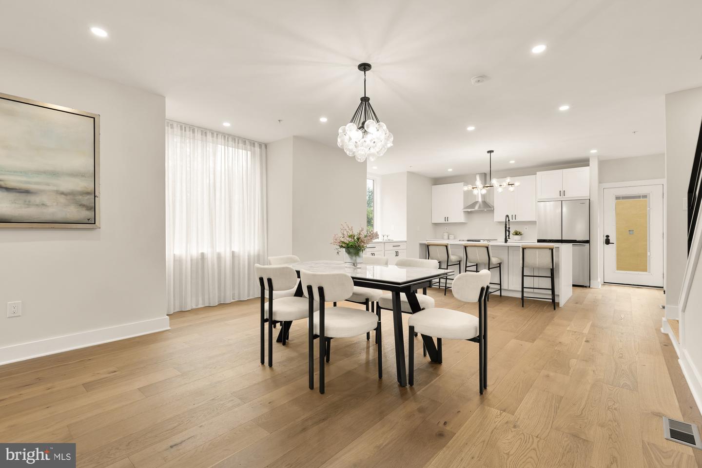 1631 G ST SE, WASHINGTON, District Of Columbia 20003, 5 Bedrooms Bedrooms, ,3 BathroomsBathrooms,Residential,For sale,1631 G ST SE,DCDC2216436 MLS # DCDC2216436