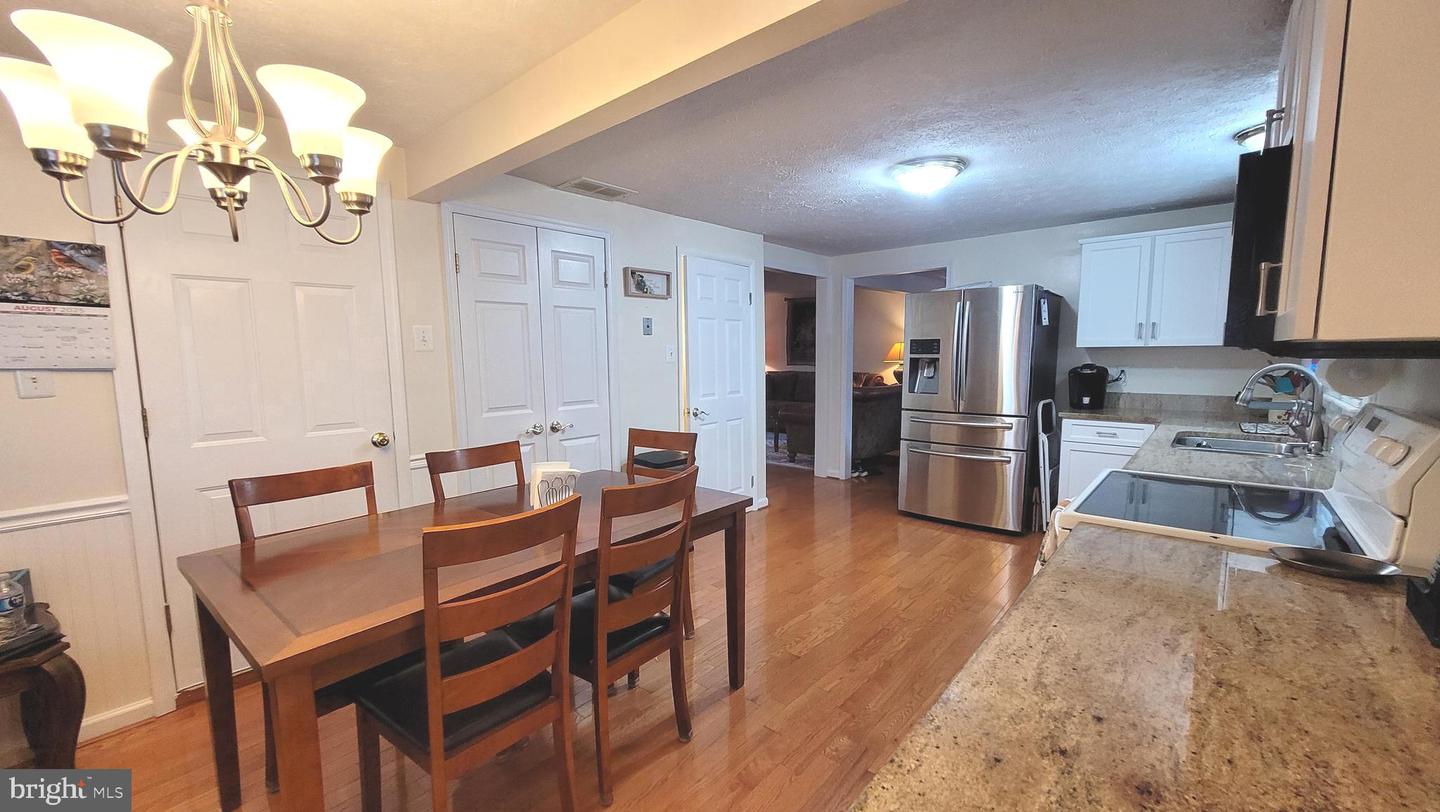 105 DEERWOOD CT, STERLING, Virginia 20164, 5 Bedrooms Bedrooms, ,3 BathroomsBathrooms,Residential,For sale,105 DEERWOOD CT,VALO2105296 MLS # VALO2105296