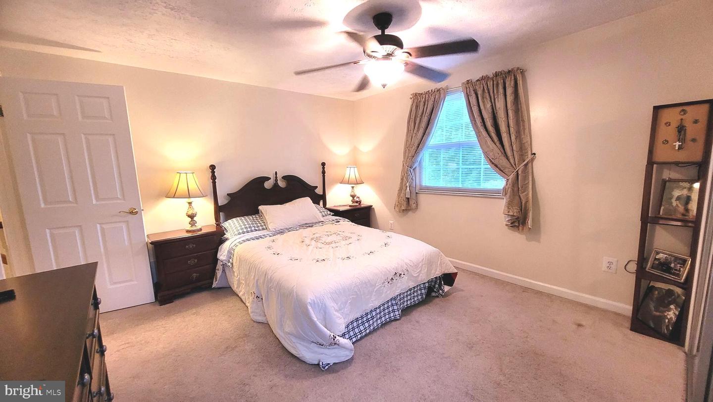 105 DEERWOOD CT, STERLING, Virginia 20164, 5 Bedrooms Bedrooms, ,3 BathroomsBathrooms,Residential,For sale,105 DEERWOOD CT,VALO2105296 MLS # VALO2105296