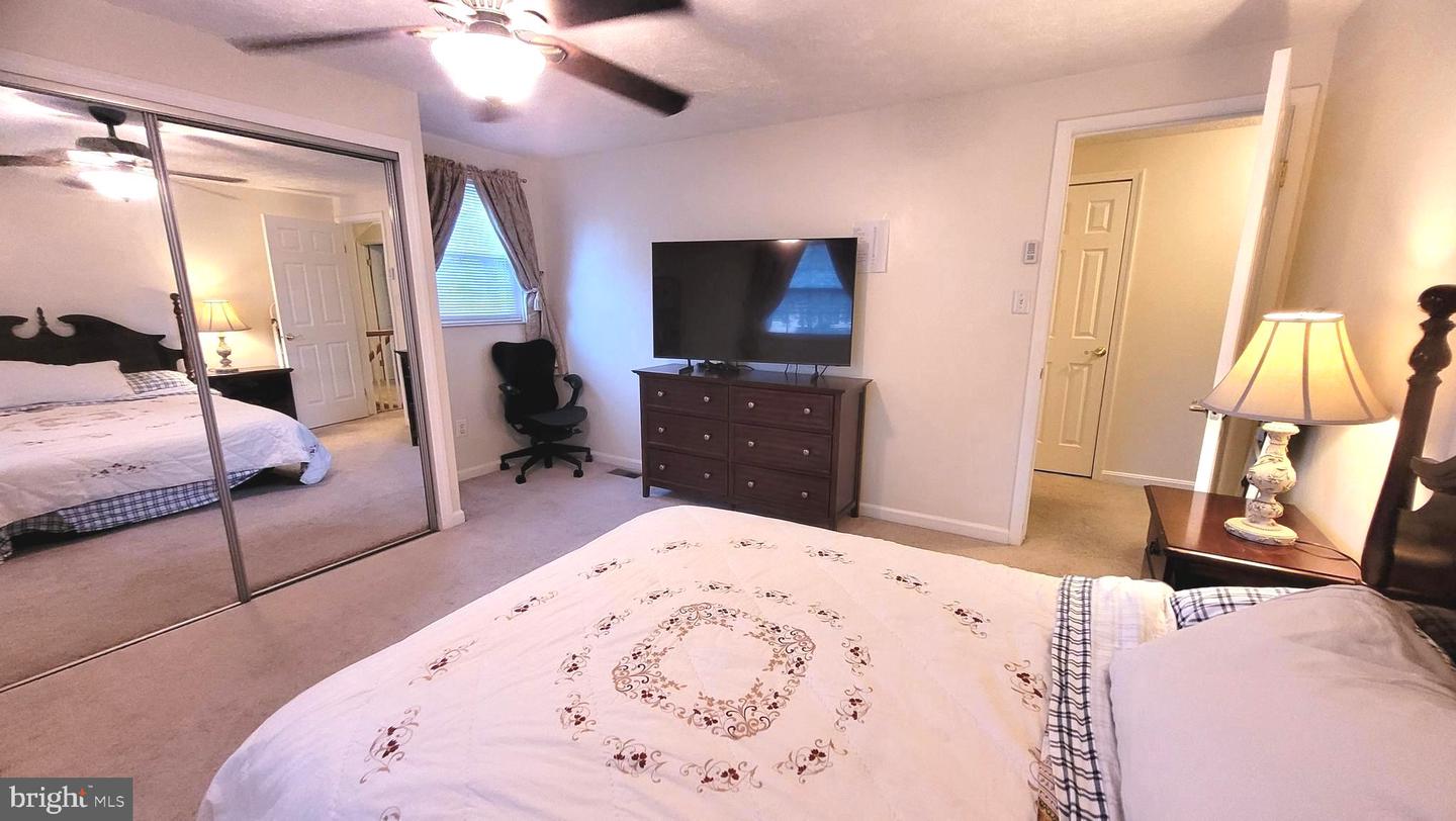 105 DEERWOOD CT, STERLING, Virginia 20164, 5 Bedrooms Bedrooms, ,3 BathroomsBathrooms,Residential,For sale,105 DEERWOOD CT,VALO2105296 MLS # VALO2105296