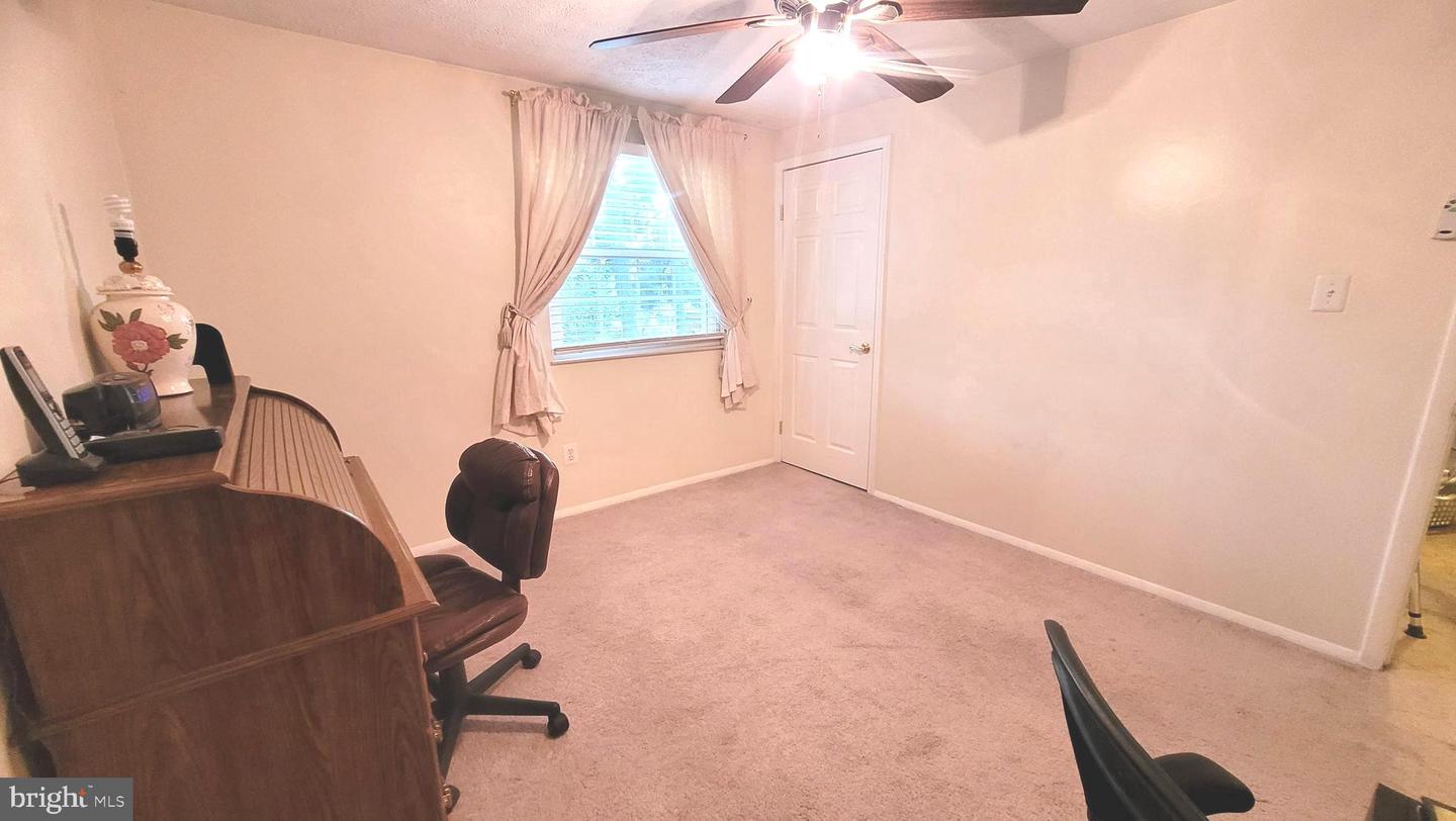 105 DEERWOOD CT, STERLING, Virginia 20164, 5 Bedrooms Bedrooms, ,3 BathroomsBathrooms,Residential,For sale,105 DEERWOOD CT,VALO2105296 MLS # VALO2105296
