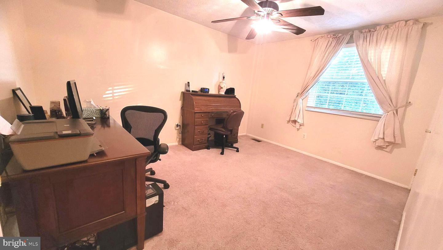 105 DEERWOOD CT, STERLING, Virginia 20164, 5 Bedrooms Bedrooms, ,3 BathroomsBathrooms,Residential,For sale,105 DEERWOOD CT,VALO2105296 MLS # VALO2105296