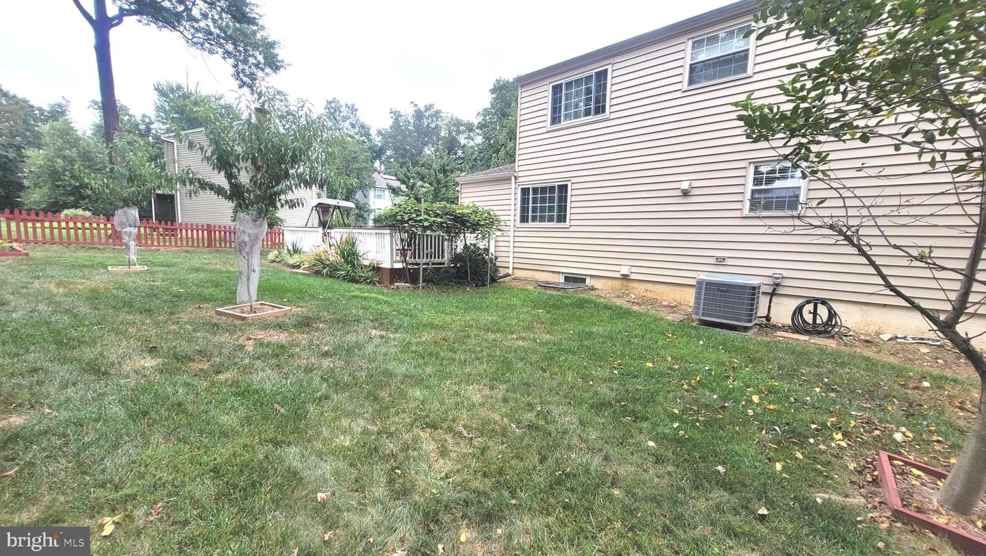105 DEERWOOD CT, STERLING, Virginia 20164, 5 Bedrooms Bedrooms, ,3 BathroomsBathrooms,Residential,For sale,105 DEERWOOD CT,VALO2105296 MLS # VALO2105296