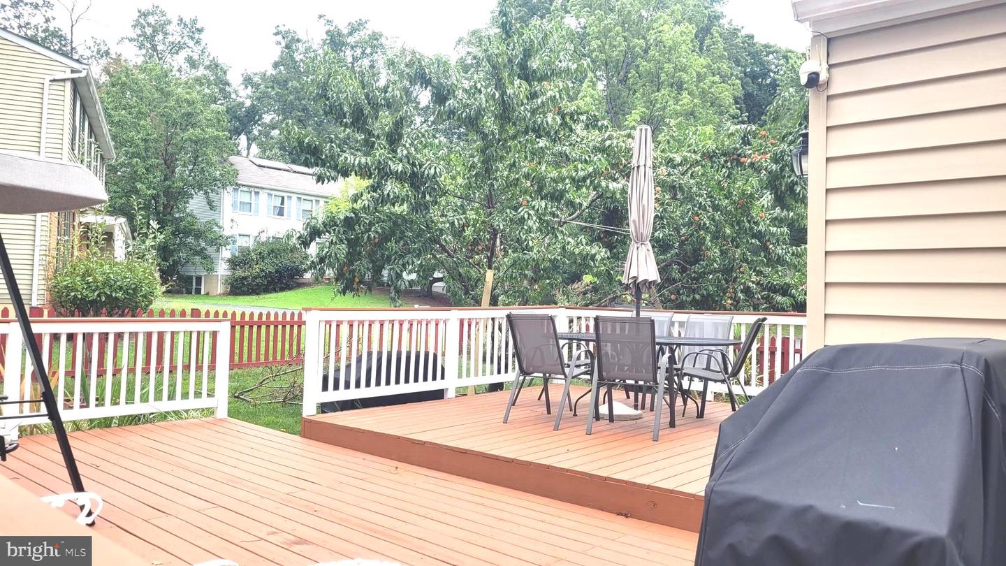 105 DEERWOOD CT, STERLING, Virginia 20164, 5 Bedrooms Bedrooms, ,3 BathroomsBathrooms,Residential,For sale,105 DEERWOOD CT,VALO2105296 MLS # VALO2105296