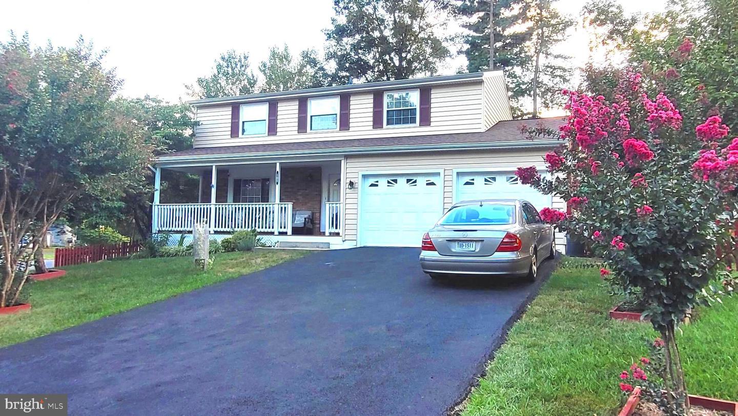 105 DEERWOOD CT, STERLING, Virginia 20164, 5 Bedrooms Bedrooms, ,3 BathroomsBathrooms,Residential,For sale,105 DEERWOOD CT,VALO2105296 MLS # VALO2105296