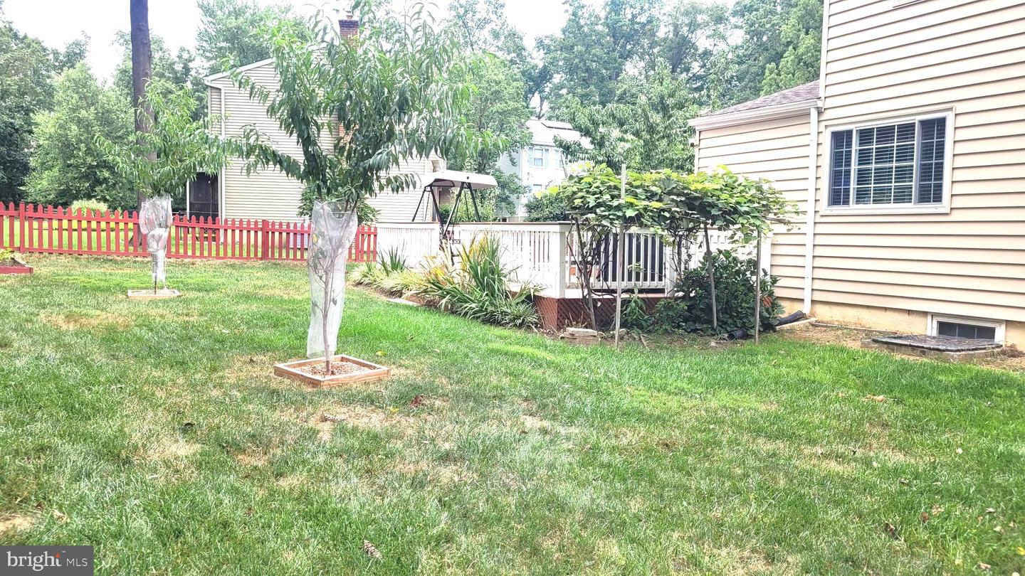 105 DEERWOOD CT, STERLING, Virginia 20164, 5 Bedrooms Bedrooms, ,3 BathroomsBathrooms,Residential,For sale,105 DEERWOOD CT,VALO2105296 MLS # VALO2105296