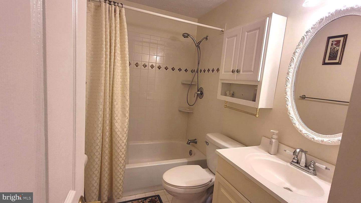 105 DEERWOOD CT, STERLING, Virginia 20164, 5 Bedrooms Bedrooms, ,3 BathroomsBathrooms,Residential,For sale,105 DEERWOOD CT,VALO2105296 MLS # VALO2105296