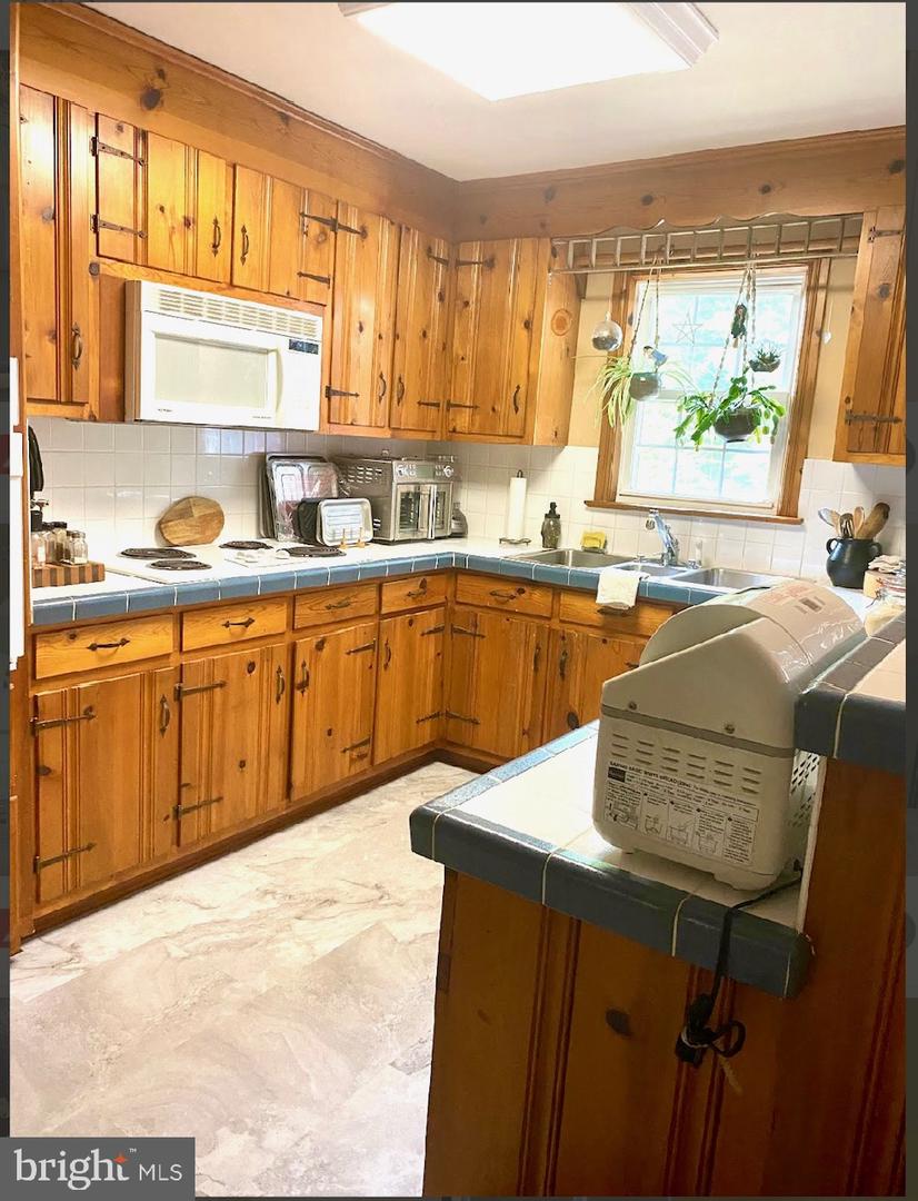 24144 CHADBOURNE ST, PARKSLEY, Virginia 23421, 3 Bedrooms Bedrooms, ,3 BathroomsBathrooms,Residential,For sale,24144 CHADBOURNE ST,VAAC2002188 MLS # VAAC2002188