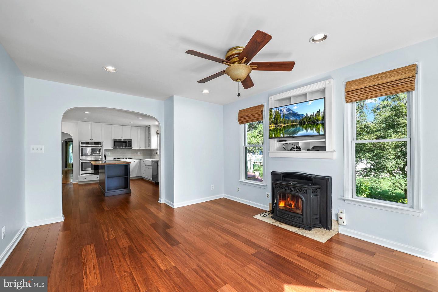 423 W COLONIAL HWY, HAMILTON, Virginia 20158, 4 Bedrooms Bedrooms, ,3 BathroomsBathrooms,Residential,For sale,423 W COLONIAL HWY,VALO2105324 MLS # VALO2105324