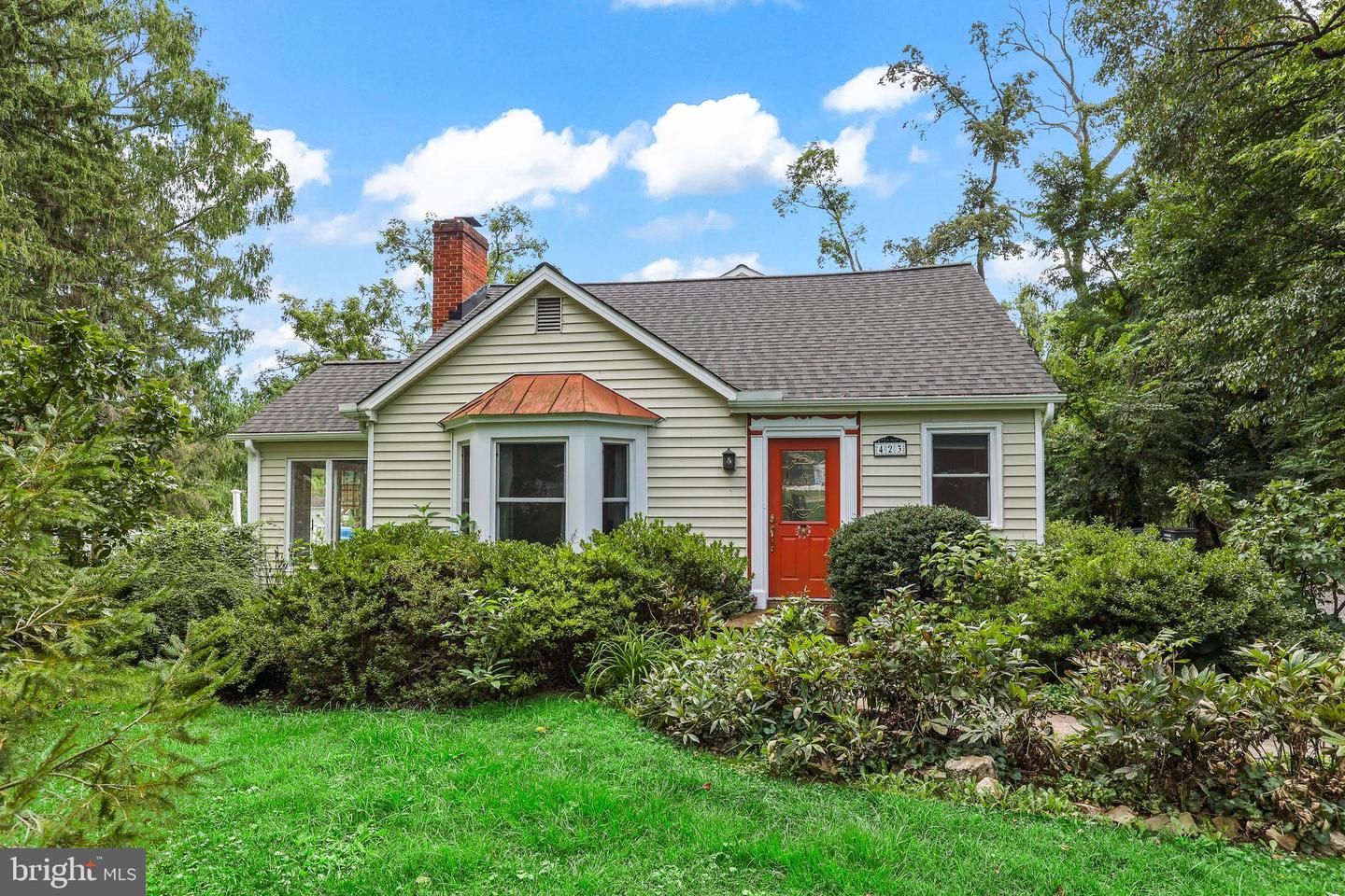 423 W COLONIAL HWY, HAMILTON, Virginia 20158, 4 Bedrooms Bedrooms, ,3 BathroomsBathrooms,Residential,For sale,423 W COLONIAL HWY,VALO2105324 MLS # VALO2105324