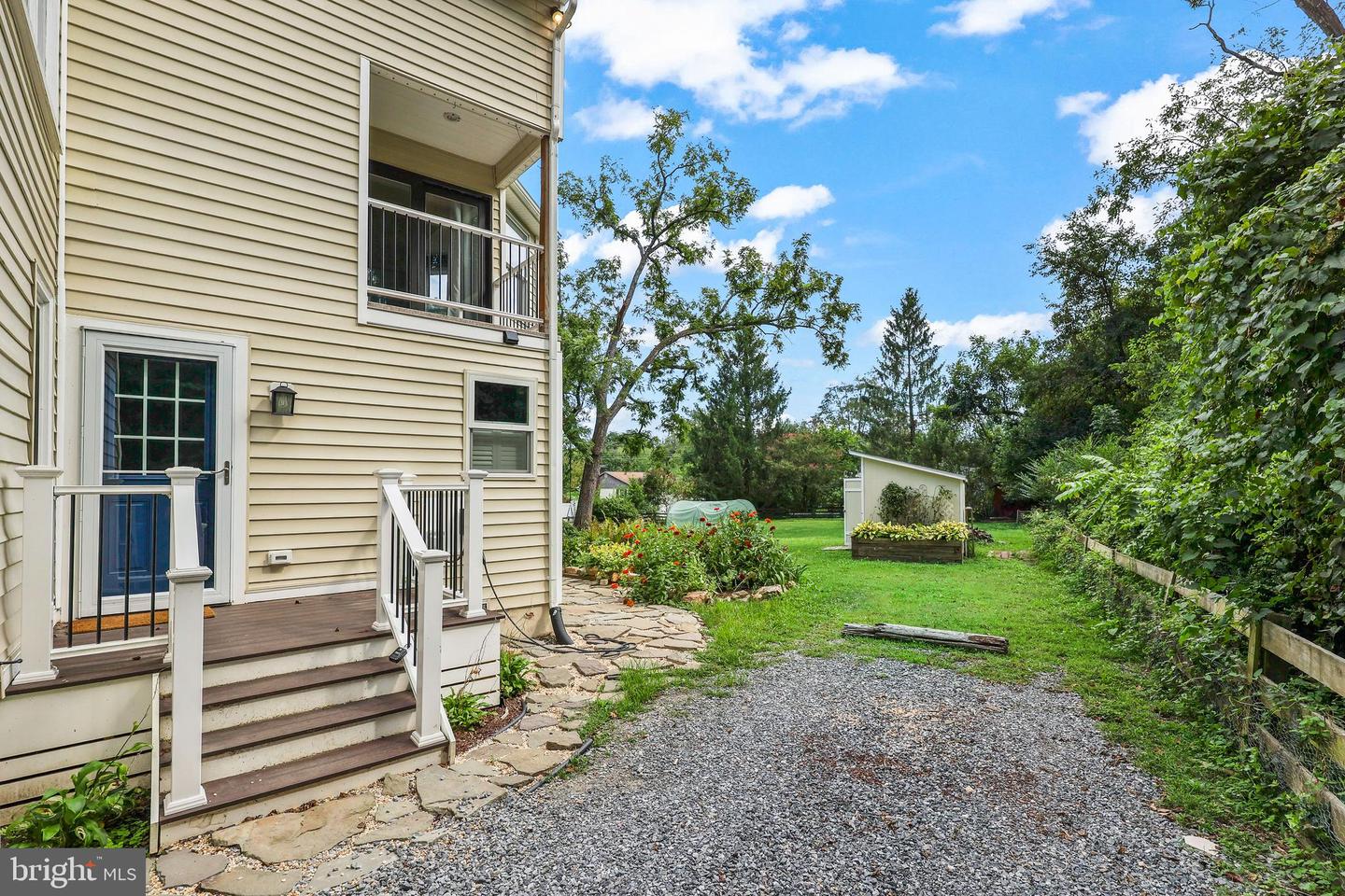 423 W COLONIAL HWY, HAMILTON, Virginia 20158, 4 Bedrooms Bedrooms, ,3 BathroomsBathrooms,Residential,For sale,423 W COLONIAL HWY,VALO2105324 MLS # VALO2105324