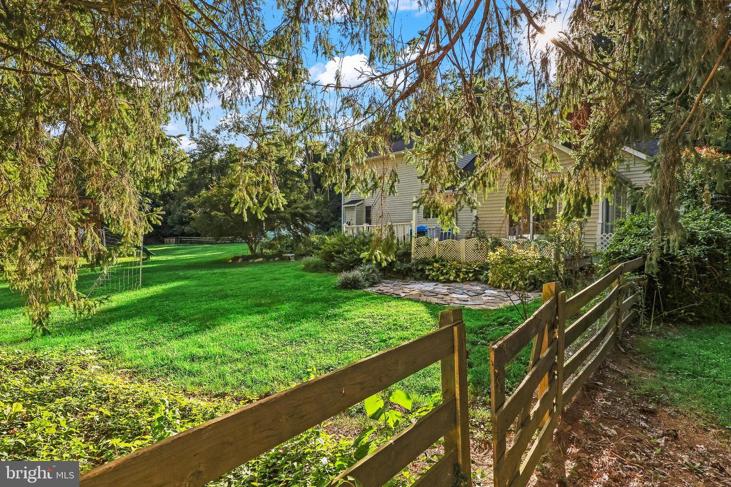423 W COLONIAL HWY, HAMILTON, Virginia 20158, 4 Bedrooms Bedrooms, ,3 BathroomsBathrooms,Residential,For sale,423 W COLONIAL HWY,VALO2105324 MLS # VALO2105324