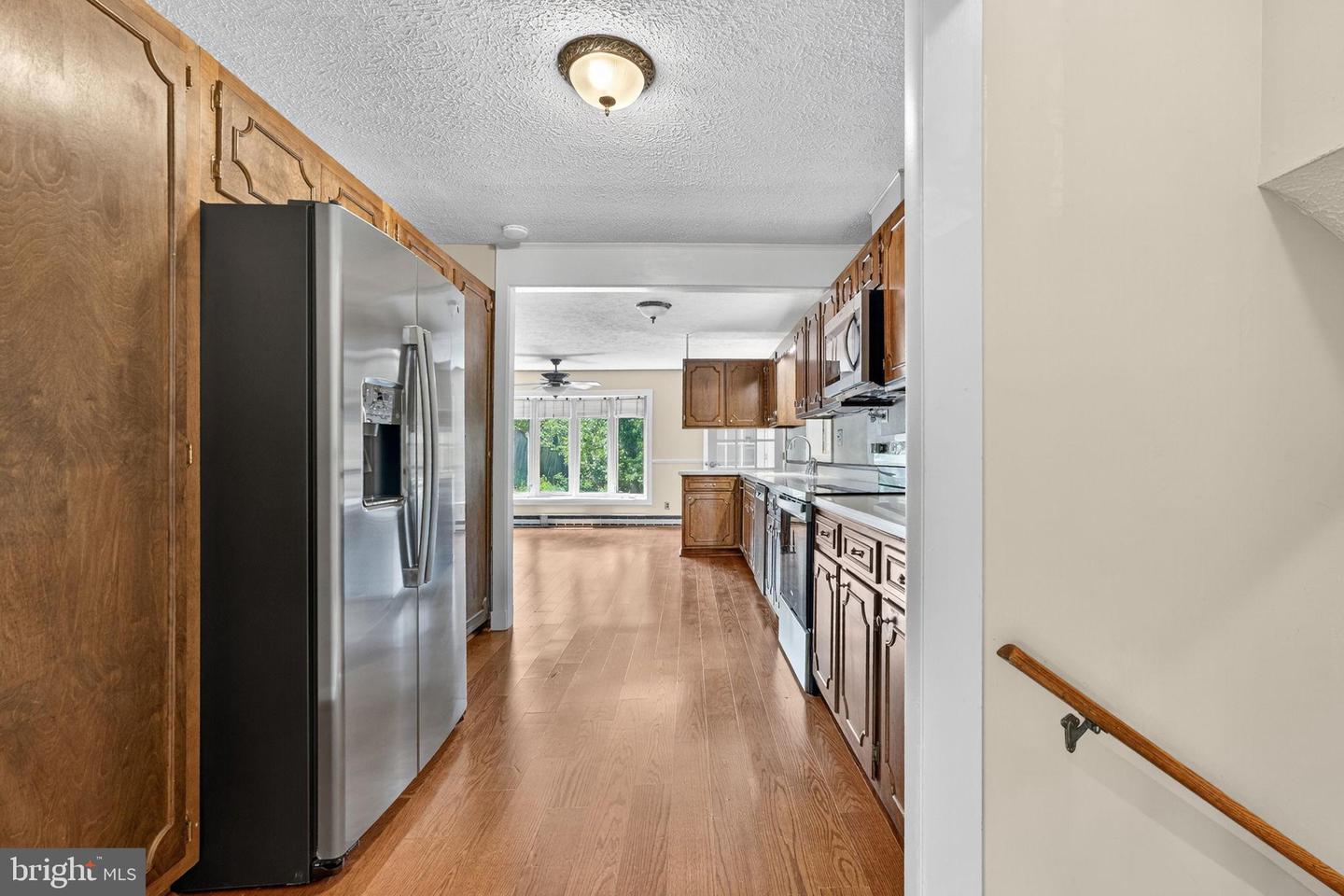 107 ROSZEL RD, WINCHESTER, Virginia 22601, 4 Bedrooms Bedrooms, 7 Rooms Rooms,2 BathroomsBathrooms,Residential,For sale,107 ROSZEL RD,VAWI2008966 MLS # VAWI2008966