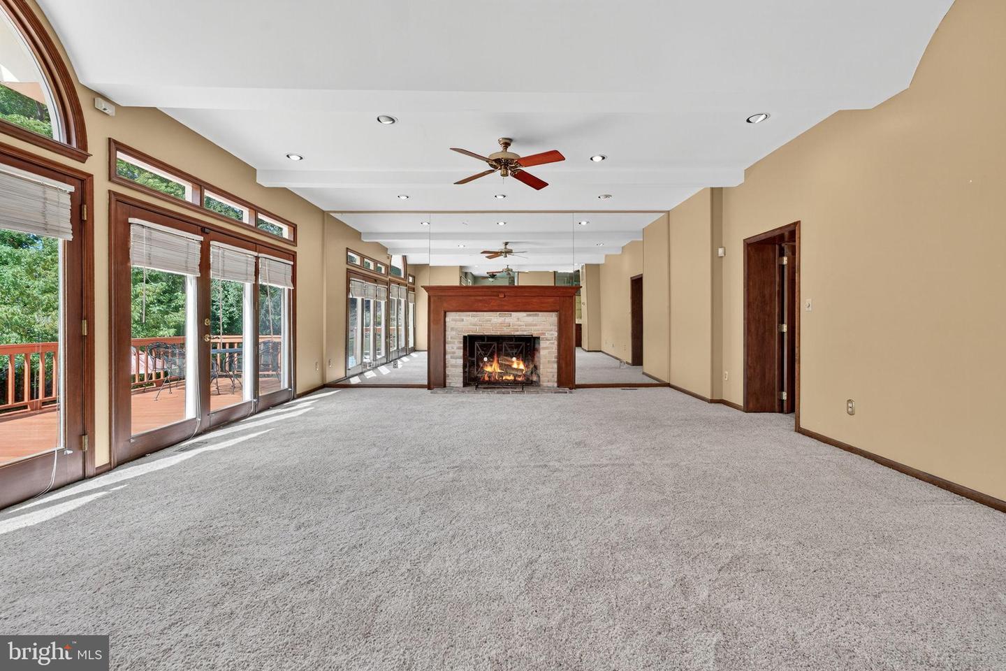 107 ROSZEL RD, WINCHESTER, Virginia 22601, 4 Bedrooms Bedrooms, 7 Rooms Rooms,2 BathroomsBathrooms,Residential,For sale,107 ROSZEL RD,VAWI2008966 MLS # VAWI2008966