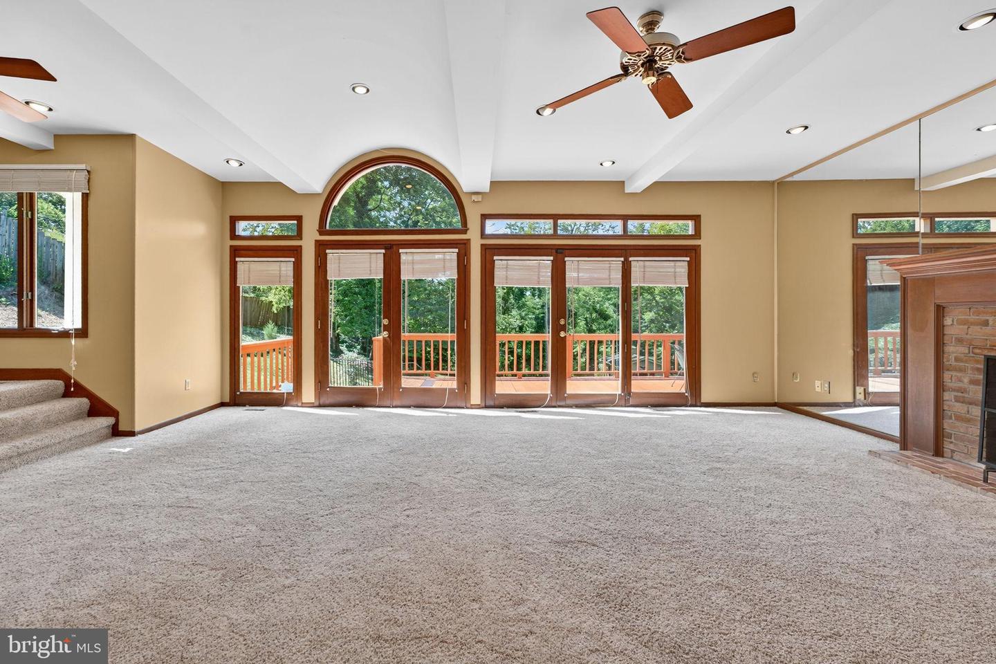 107 ROSZEL RD, WINCHESTER, Virginia 22601, 4 Bedrooms Bedrooms, 7 Rooms Rooms,2 BathroomsBathrooms,Residential,For sale,107 ROSZEL RD,VAWI2008966 MLS # VAWI2008966