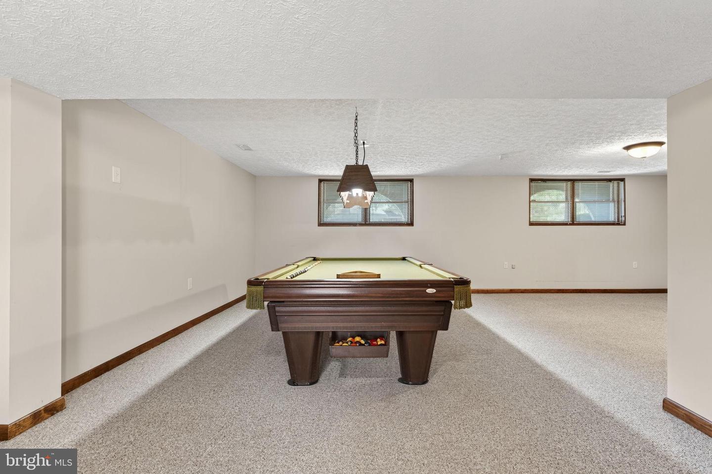 107 ROSZEL RD, WINCHESTER, Virginia 22601, 4 Bedrooms Bedrooms, 7 Rooms Rooms,2 BathroomsBathrooms,Residential,For sale,107 ROSZEL RD,VAWI2008966 MLS # VAWI2008966