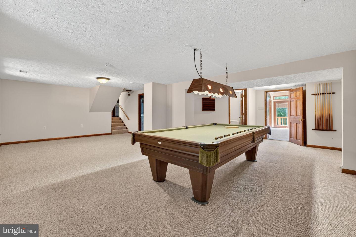 107 ROSZEL RD, WINCHESTER, Virginia 22601, 4 Bedrooms Bedrooms, 7 Rooms Rooms,2 BathroomsBathrooms,Residential,For sale,107 ROSZEL RD,VAWI2008966 MLS # VAWI2008966