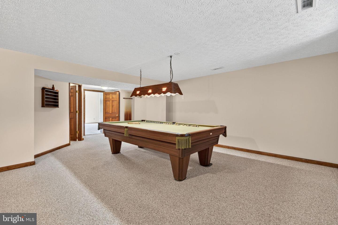 107 ROSZEL RD, WINCHESTER, Virginia 22601, 4 Bedrooms Bedrooms, 7 Rooms Rooms,2 BathroomsBathrooms,Residential,For sale,107 ROSZEL RD,VAWI2008966 MLS # VAWI2008966