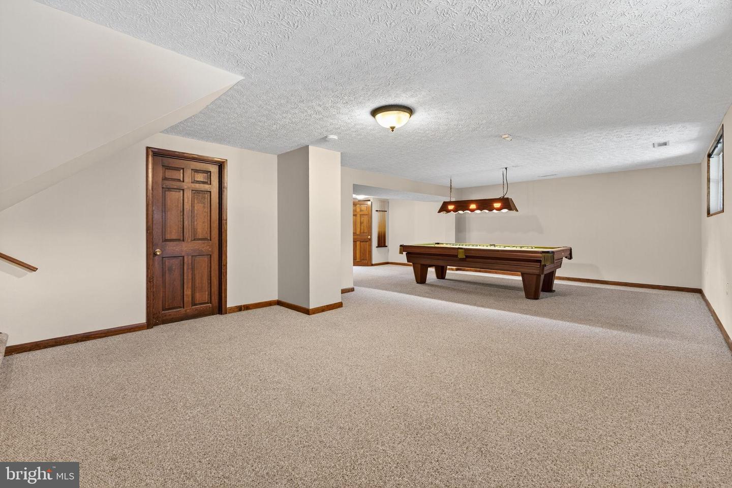 107 ROSZEL RD, WINCHESTER, Virginia 22601, 4 Bedrooms Bedrooms, 7 Rooms Rooms,2 BathroomsBathrooms,Residential,For sale,107 ROSZEL RD,VAWI2008966 MLS # VAWI2008966