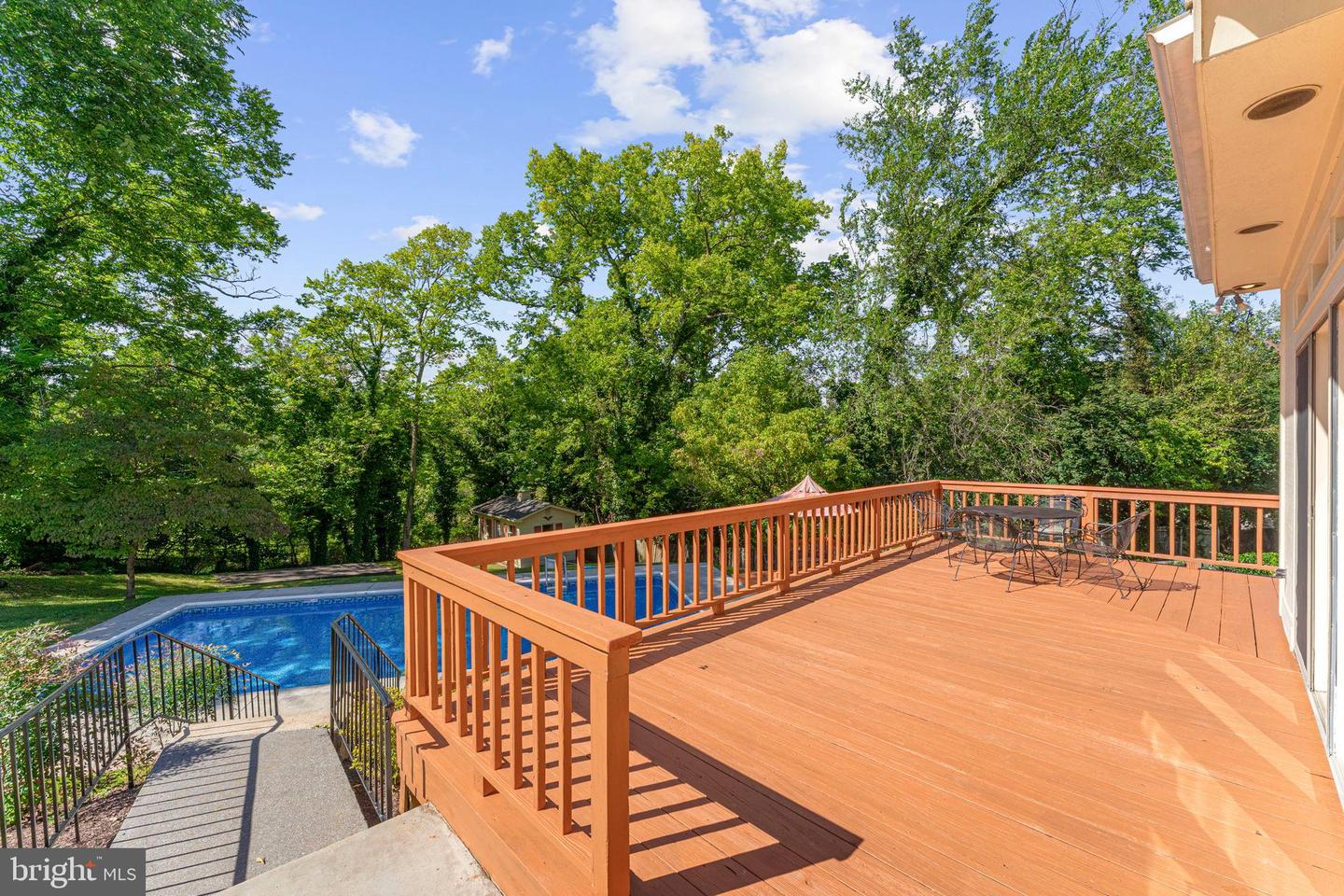 107 ROSZEL RD, WINCHESTER, Virginia 22601, 4 Bedrooms Bedrooms, 7 Rooms Rooms,2 BathroomsBathrooms,Residential,For sale,107 ROSZEL RD,VAWI2008966 MLS # VAWI2008966