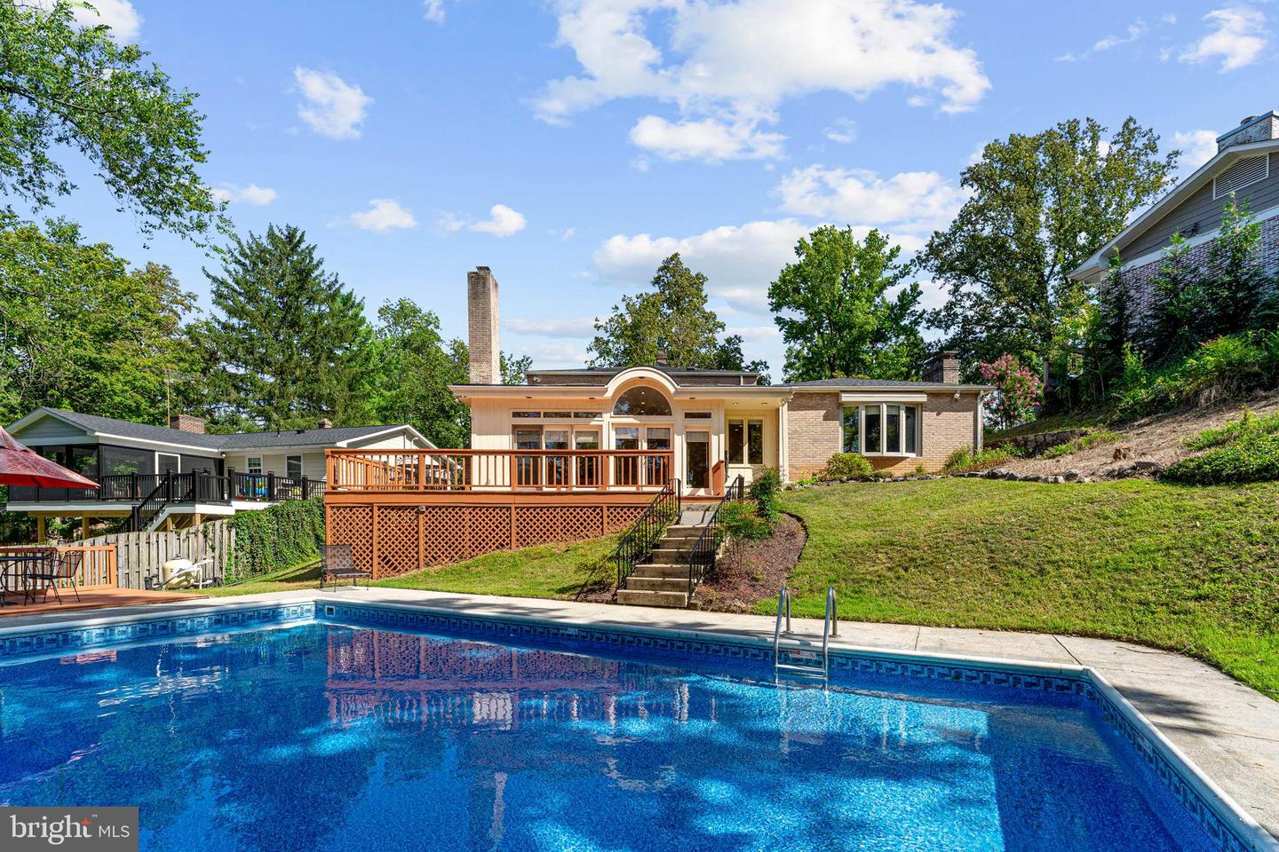 107 ROSZEL RD, WINCHESTER, Virginia 22601, 4 Bedrooms Bedrooms, 7 Rooms Rooms,2 BathroomsBathrooms,Residential,For sale,107 ROSZEL RD,VAWI2008966 MLS # VAWI2008966