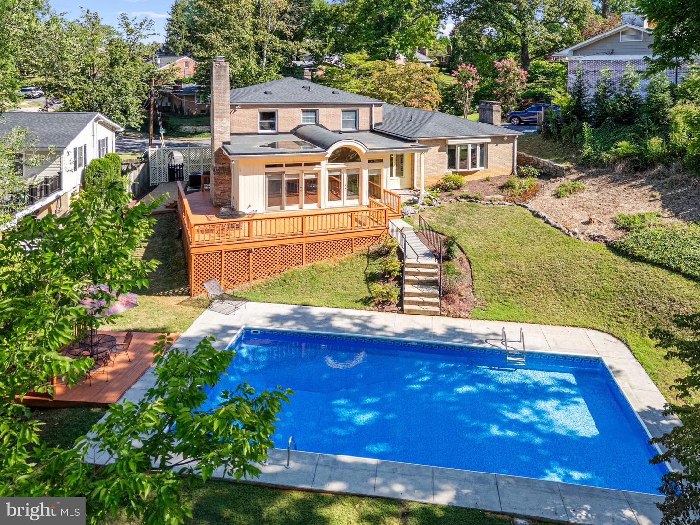 107 ROSZEL RD, WINCHESTER, Virginia 22601, 4 Bedrooms Bedrooms, 7 Rooms Rooms,2 BathroomsBathrooms,Residential,For sale,107 ROSZEL RD,VAWI2008966 MLS # VAWI2008966