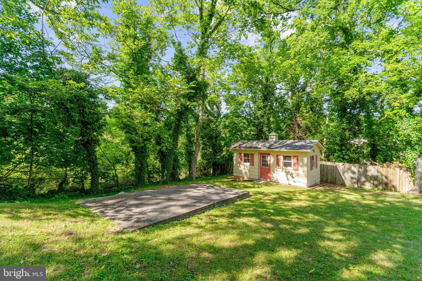 107 ROSZEL RD, WINCHESTER, Virginia 22601, 4 Bedrooms Bedrooms, 7 Rooms Rooms,2 BathroomsBathrooms,Residential,For sale,107 ROSZEL RD,VAWI2008966 MLS # VAWI2008966