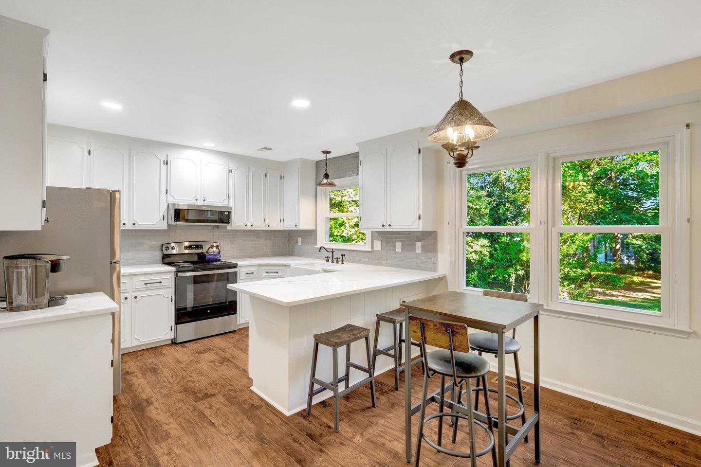 11636 HIGHLAND TER, FAIRFAX, Virginia 22030, 4 Bedrooms Bedrooms, ,3 BathroomsBathrooms,Residential,For sale,11636 HIGHLAND TER,VAFX2263246 MLS # VAFX2263246