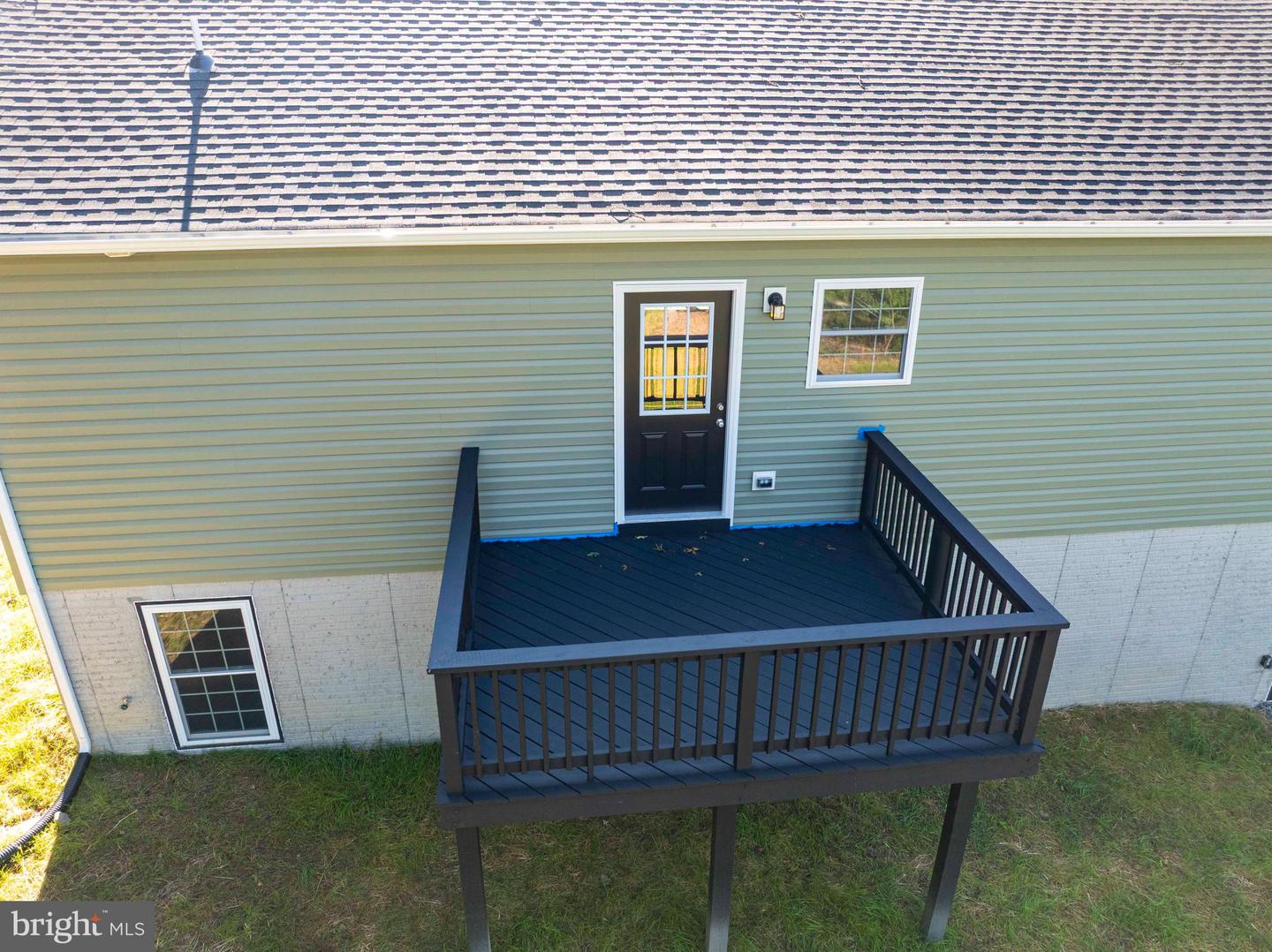 199 PINE RIDGE DR, FRONT ROYAL, Virginia 22630, 3 Bedrooms Bedrooms, ,2 BathroomsBathrooms,Residential,For sale,199 PINE RIDGE DR,VAWR2012080 MLS # VAWR2012080
