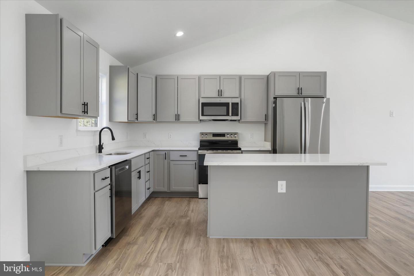 66 BLUEJAY CT, FRONT ROYAL, Virginia 22630, 3 Bedrooms Bedrooms, ,2 BathroomsBathrooms,Residential,For sale,66 BLUEJAY CT,VAWR2012116 MLS # VAWR2012116