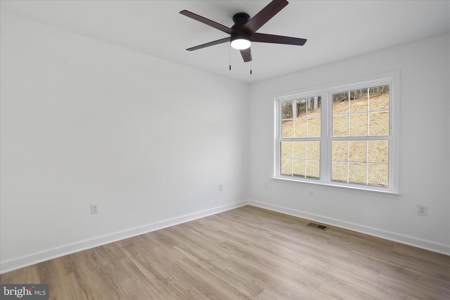 66 BLUEJAY CT, FRONT ROYAL, Virginia 22630, 3 Bedrooms Bedrooms, ,2 BathroomsBathrooms,Residential,For sale,66 BLUEJAY CT,VAWR2012116 MLS # VAWR2012116