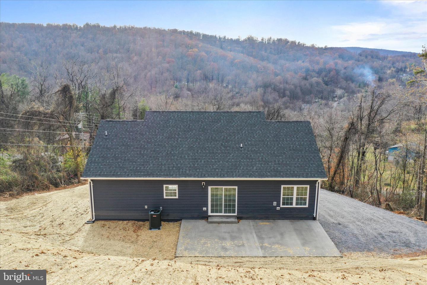 66 BLUEJAY CT, FRONT ROYAL, Virginia 22630, 3 Bedrooms Bedrooms, ,2 BathroomsBathrooms,Residential,For sale,66 BLUEJAY CT,VAWR2012116 MLS # VAWR2012116