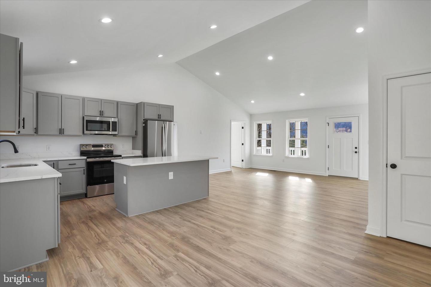 66 BLUEJAY CT, FRONT ROYAL, Virginia 22630, 3 Bedrooms Bedrooms, ,2 BathroomsBathrooms,Residential,For sale,66 BLUEJAY CT,VAWR2012116 MLS # VAWR2012116