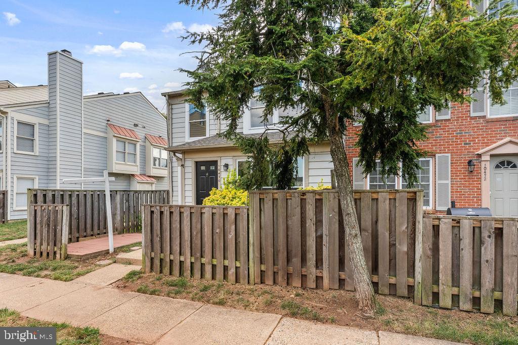 10470 PARADISE CT, MANASSAS, Virginia 20109, 3 Bedrooms Bedrooms, 5 Rooms Rooms,2 BathroomsBathrooms,Residential,For sale,10470 PARADISE CT,VAPW2102732 MLS # VAPW2102732