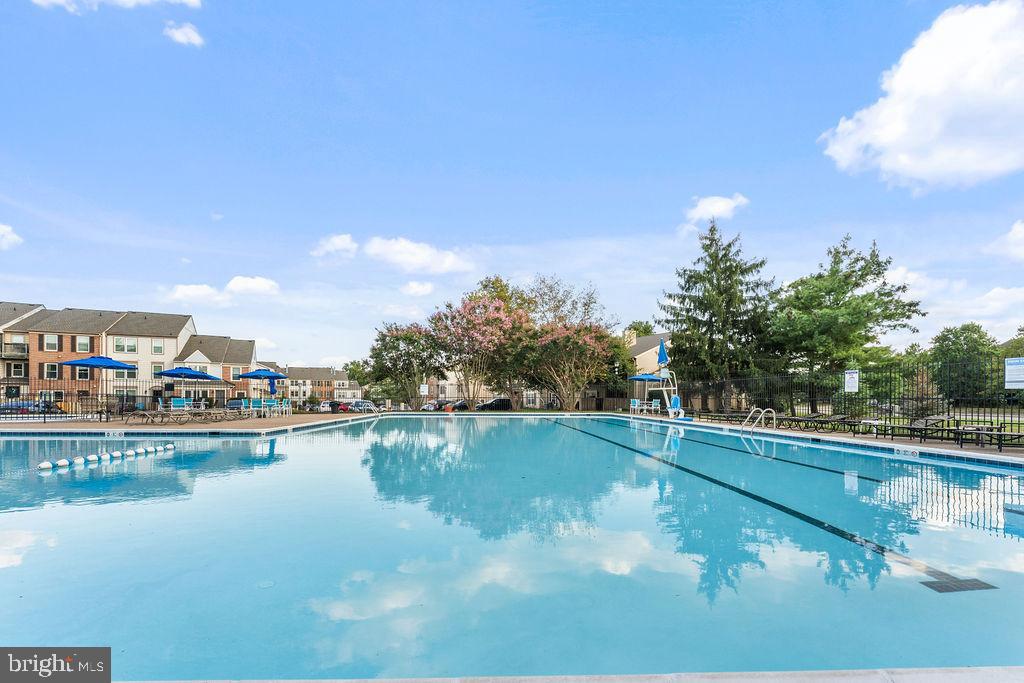 10470 PARADISE CT, MANASSAS, Virginia 20109, 3 Bedrooms Bedrooms, 5 Rooms Rooms,2 BathroomsBathrooms,Residential,For sale,10470 PARADISE CT,VAPW2102732 MLS # VAPW2102732