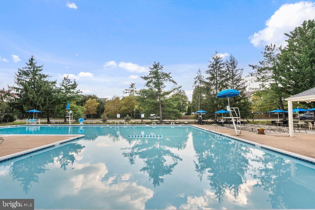 10470 PARADISE CT, MANASSAS, Virginia 20109, 3 Bedrooms Bedrooms, 5 Rooms Rooms,2 BathroomsBathrooms,Residential,For sale,10470 PARADISE CT,VAPW2102732 MLS # VAPW2102732