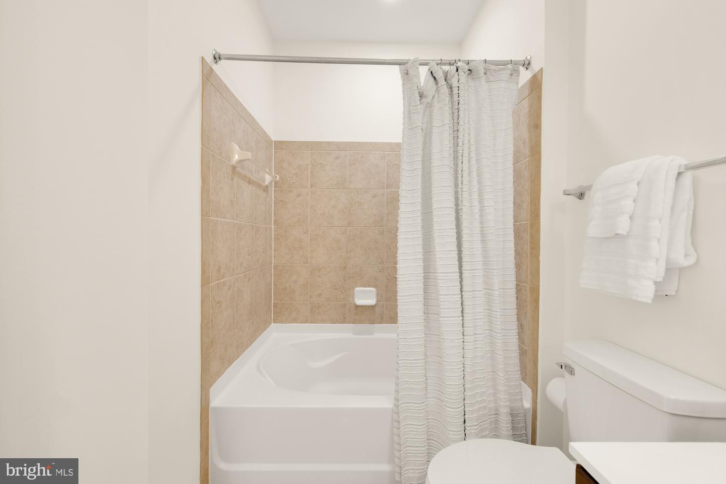 1391 PENNSYLVANIA AVE SE #248, WASHINGTON, District Of Columbia 20003, 1 Bedroom Bedrooms, ,1 BathroomBathrooms,Residential,For sale,1391 PENNSYLVANIA AVE SE #248,DCDC2217026 MLS # DCDC2217026