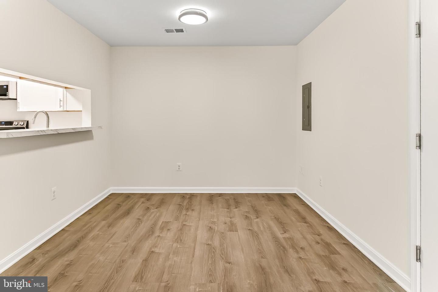 6925 MARY CAROLINE CIRCLE #H, ALEXANDRIA, Virginia 22310, 2 Bedrooms Bedrooms, ,2 BathroomsBathrooms,Residential,For sale,6925 MARY CAROLINE CIRCLE #H,VAFX2263670 MLS # VAFX2263670