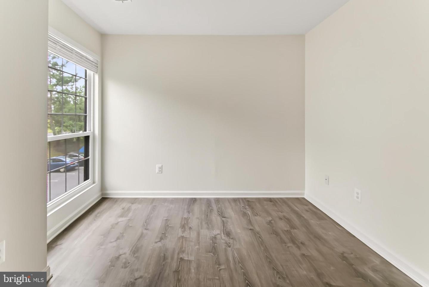 6925 MARY CAROLINE CIRCLE #H, ALEXANDRIA, Virginia 22310, 2 Bedrooms Bedrooms, ,2 BathroomsBathrooms,Residential,For sale,6925 MARY CAROLINE CIRCLE #H,VAFX2263670 MLS # VAFX2263670